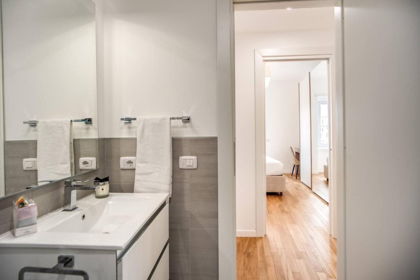 Naos Suite Close Popolo Square Рим Екстериор снимка